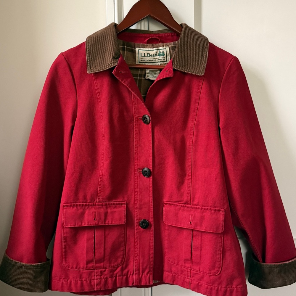 NWOT LLB jacket Size S petite.